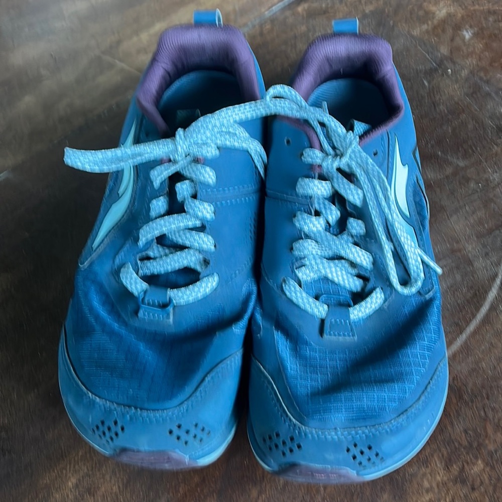 Altra Lone Peak 5